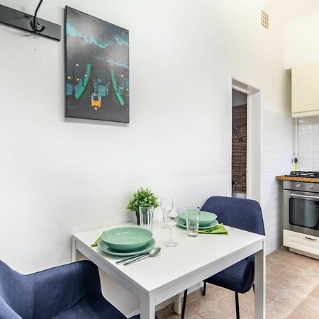 Convenient Apartment At Gastro Driven Location Budapest Kültér fotó